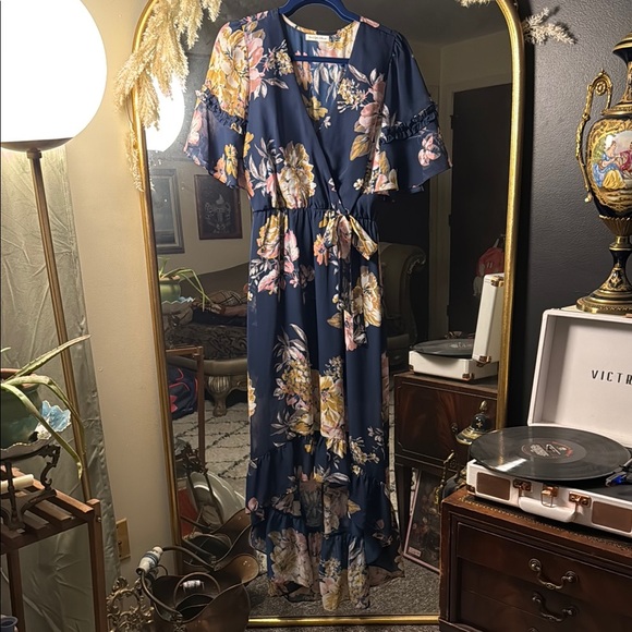 bailey blue Dresses & Skirts - Bailey Blue Floral Navy Wrap Style Maxi Dress